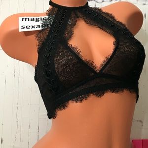 VS M L FASHION SHOW STRAPPY CAGED BRALETTE LACE UP